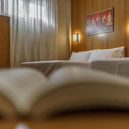 Hostal Acueducto Los Milagros เมรีดา ภายนอก รูปภาพ
