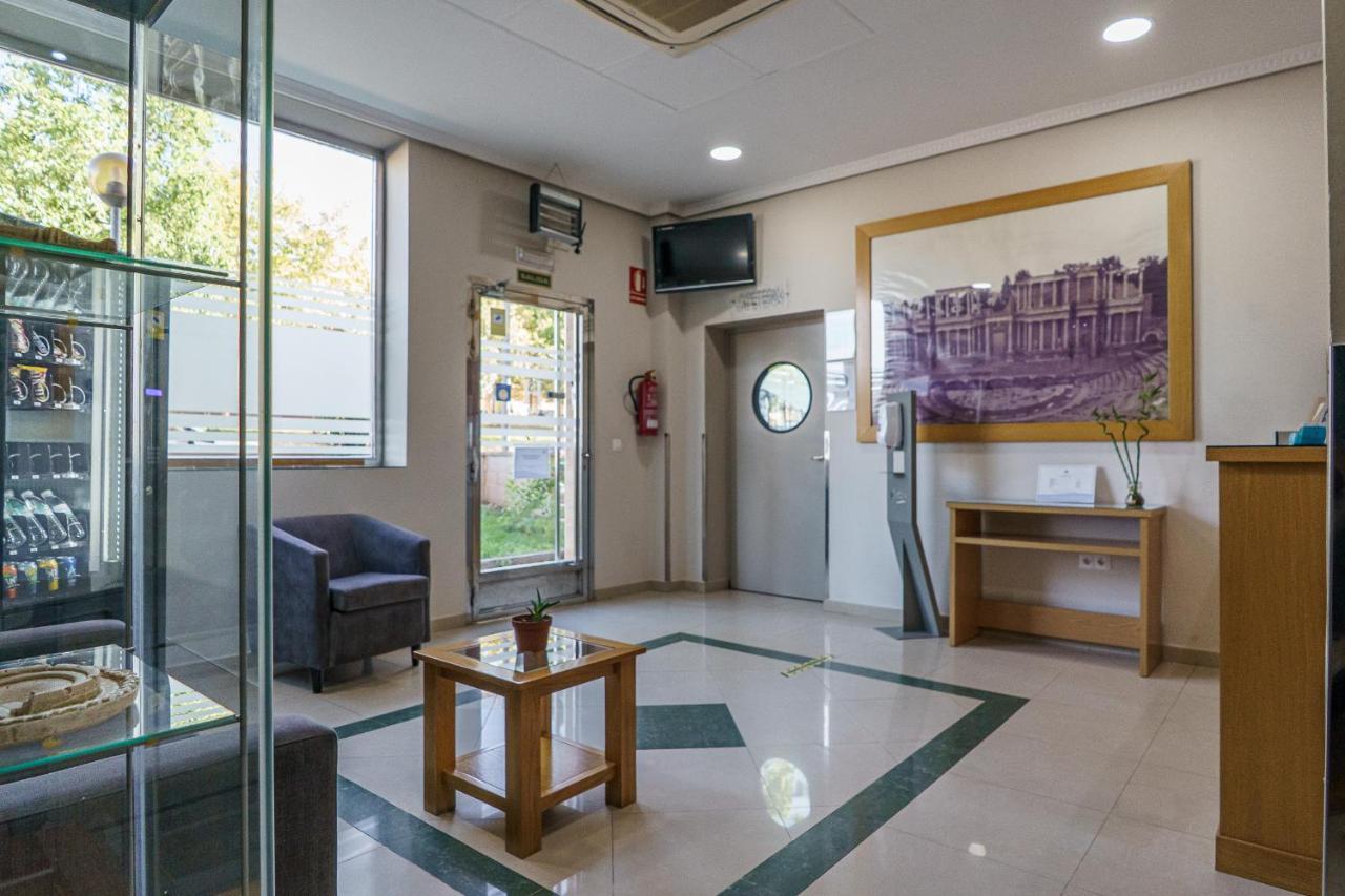 Hostal Acueducto Los Milagros เมรีดา ภายนอก รูปภาพ