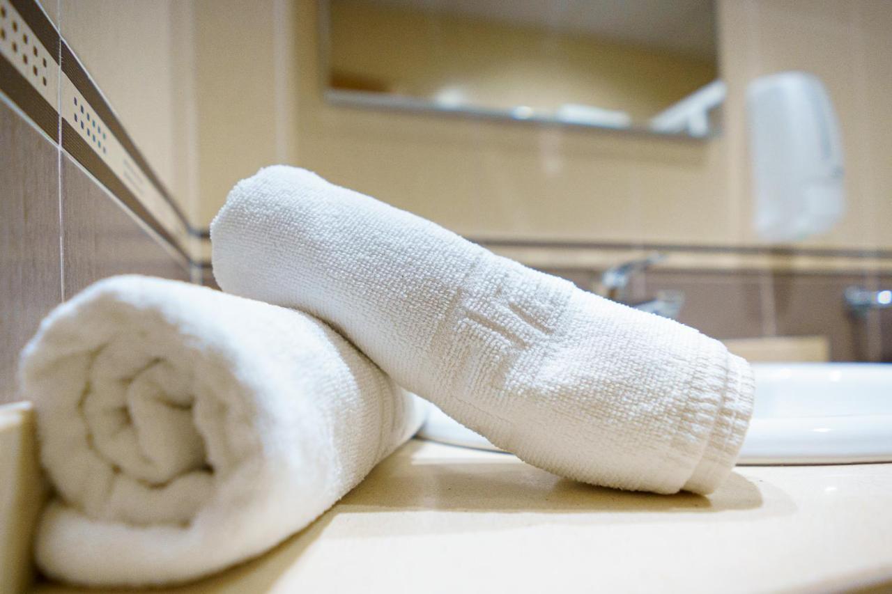Hostal Acueducto Los Milagros เมรีดา ภายนอก รูปภาพ