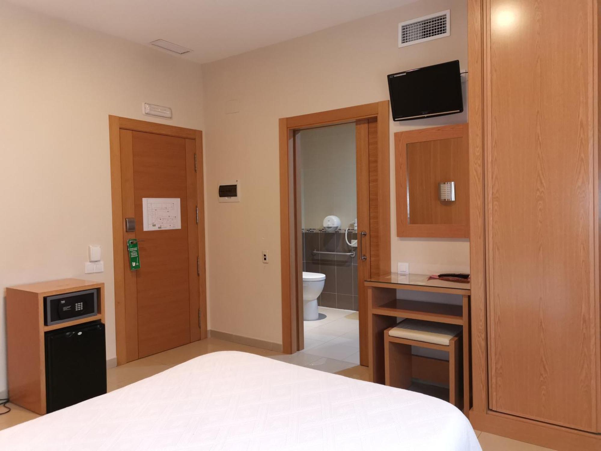 Hostal Acueducto Los Milagros เมรีดา ภายนอก รูปภาพ