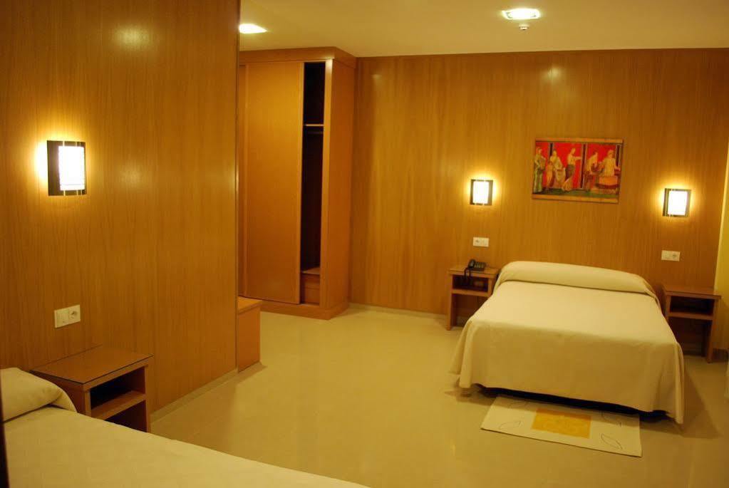 Hostal Acueducto Los Milagros เมรีดา ภายนอก รูปภาพ